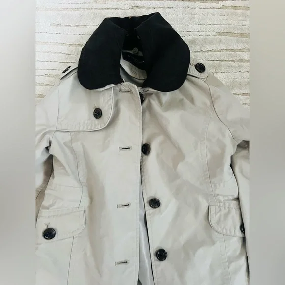 Like new boy raincoat (no size but fits size 6 boy) - Picture 2 of 4